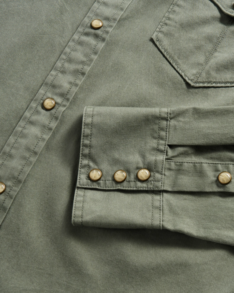 Closeup detail view of Men's Thorn Stopper Pearl Snap LS - Cactus