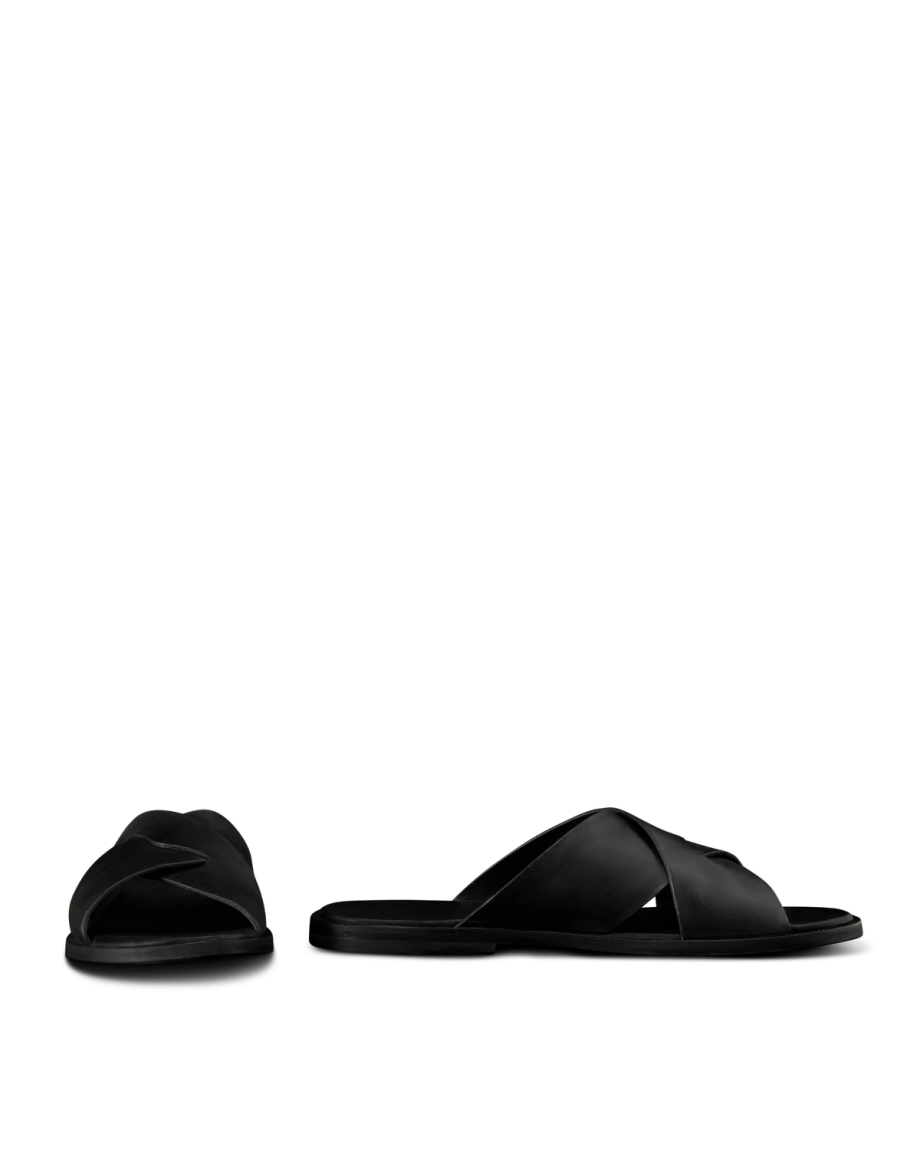 Pair view of The Lexington - Midnight on plain background