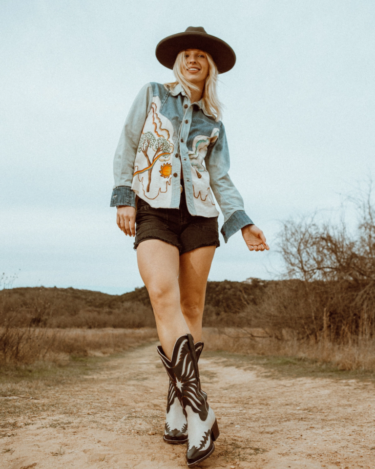 Western Wear & Cowboy Boots for Everyone | Tecovas