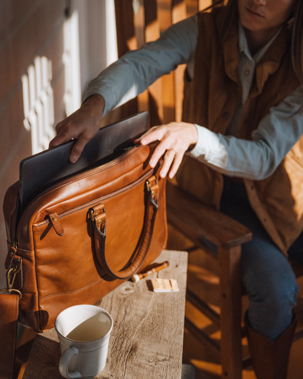 Bartlett Slim Briefcase - Cognac | Tecovas