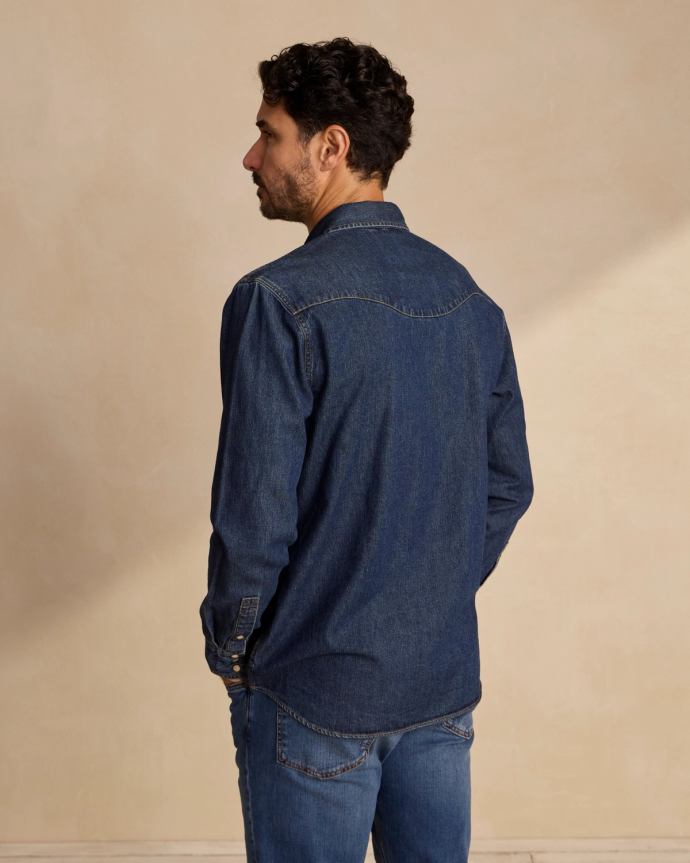 Closeup detail view of Men's Denim Pearl Snap (II) - Medium