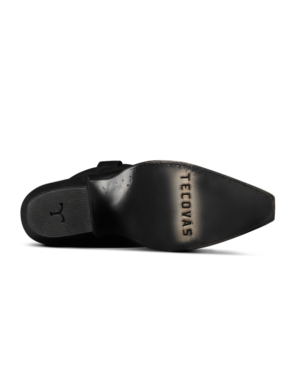 Sole view of The Annie - Midnight on plain background