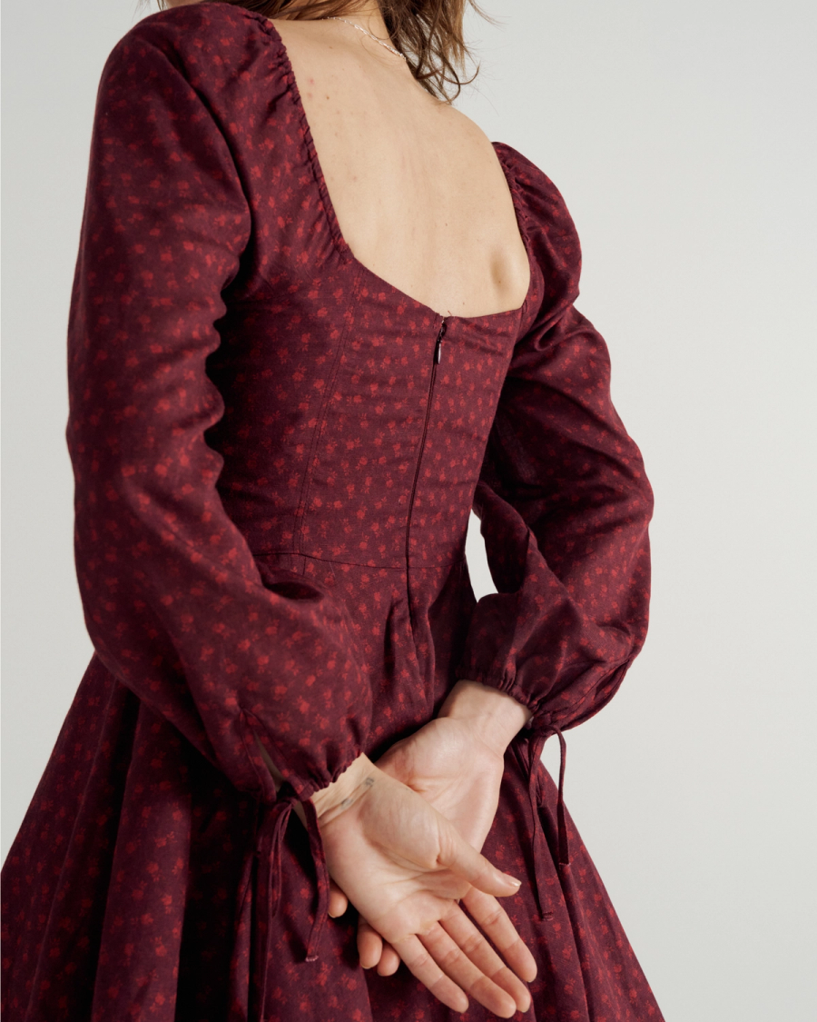 Tecovas Women's Long Sleeve Mini Dress, Burgundy Floral, Cotton Blend, Size Large Tecovas Women's Long Sleeve Mini Dress, Burgundy Floral, Cotton Blend, Size Large