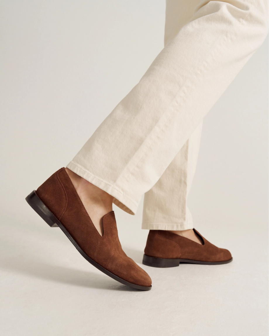 View of The Monterrey - Earth Cowhide