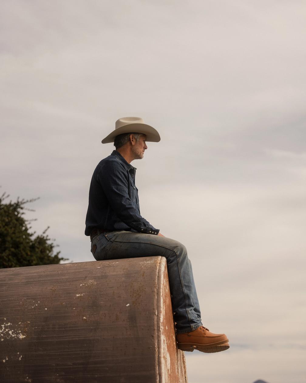 Wear Brown Cowboy Boots With Black Jeans How To Wear Cowboy Boots With Jeans Tecovas Wear Brown Cowboy Boots With Black Jeans How To Wear Cowboy Boots With Jeans Tecovas
