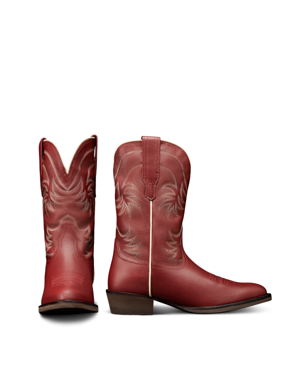 Pair view of The Annie Kid - Scarlet Cowhide on plain background