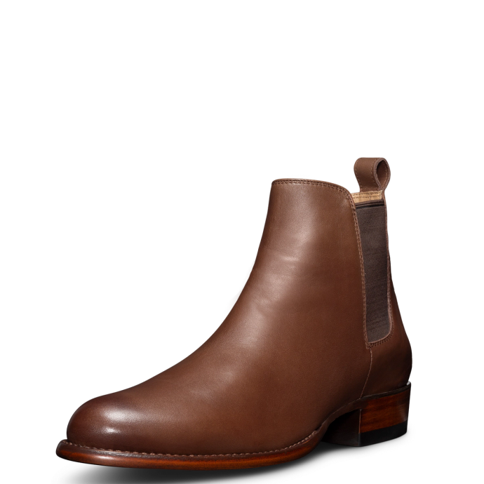 Quarterfront view of The Chance - Chestnut on plain background