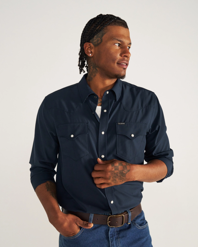 Closeup detail view of Men's Performance Western Pearl Snap - Navy