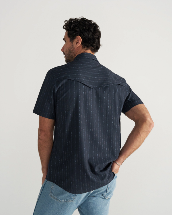 Closeup detail view of Men's Performance Western Short Sleeve Pearl Snap - Dark Navy/Multi