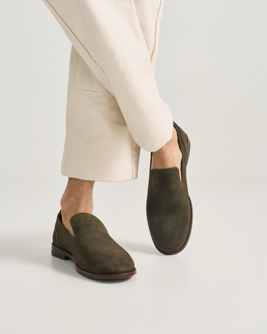 View of The Monterrey - Olive