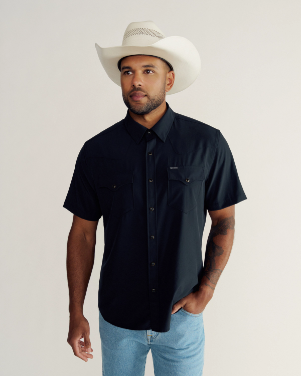 Closeup detail view of Men's Performance Western Pearl Snap SS - Black