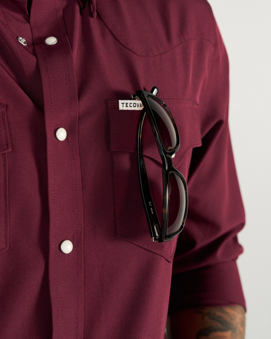 Closeup detail view of Men's Performance Western Pearl Snap - Maroon