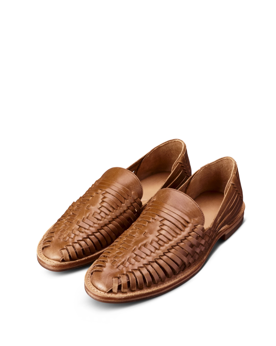 Quarterfront view of The Mateo - Butterscotch Cowhide on plain background