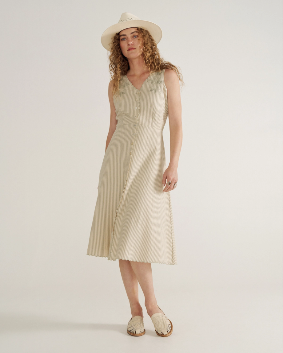 Full view of The Maya - Bone Cowhide on model