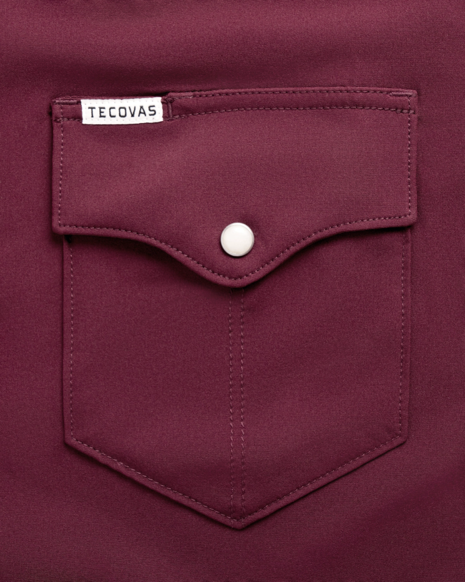 Closeup detail view of Men's Performance Western Short Sleeve Pearl Snap - Maroon