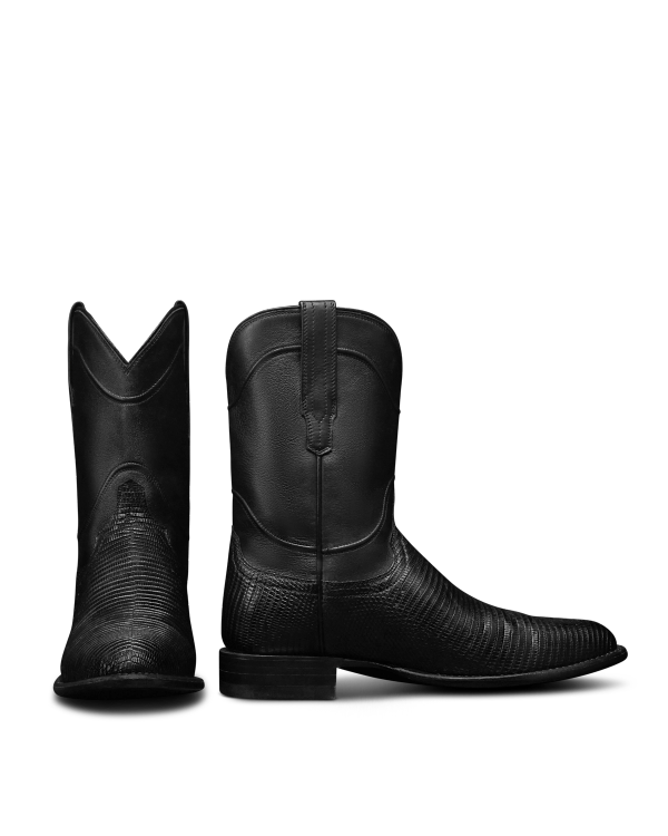 Pair view of The Earl - Obsidian on plain background