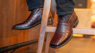 D vs. EE-Width: Cowboy Boot Widths Explained Tecovas