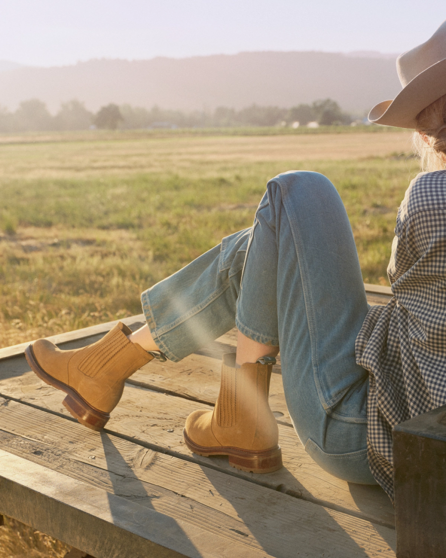 Tecovas Tan Suede Chelsea Boots Tecovas The Luke Chelsea Roughout Suede Boots Men main image 2