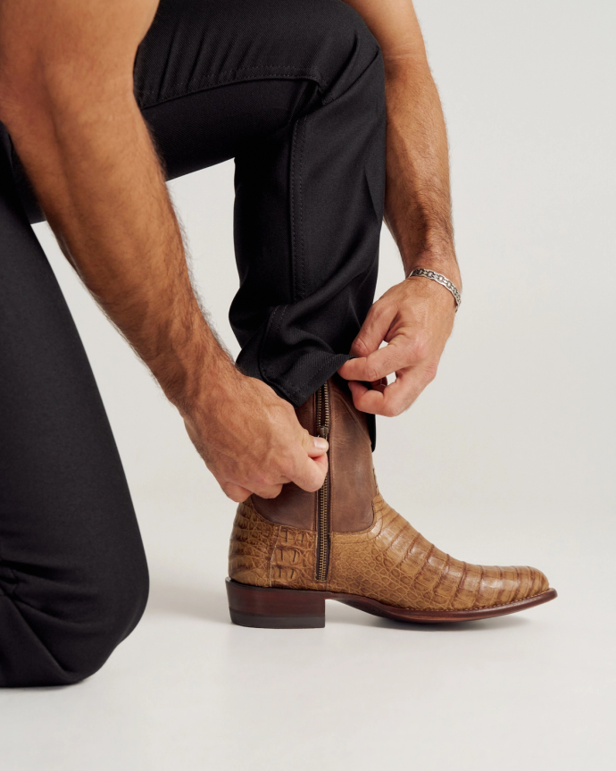 View of The Dean - Toffee Caiman