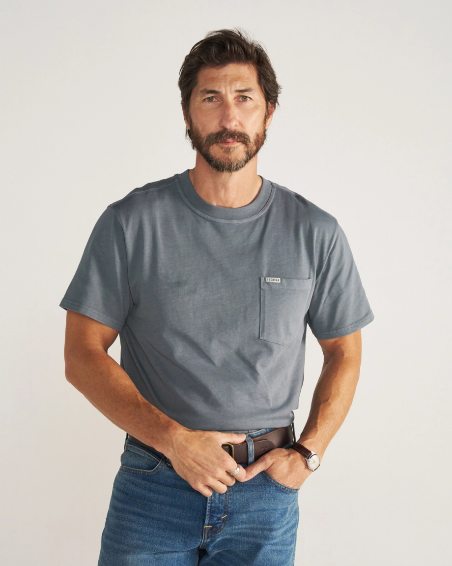 Closeup detail view of Men's Standard Issue Pocket Tee SS - Washed Storm