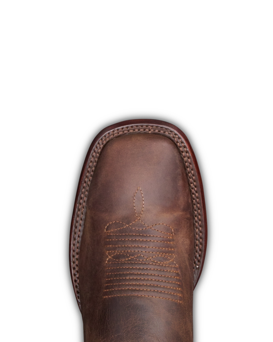 Toe view of The Doc - Cafe on plain background