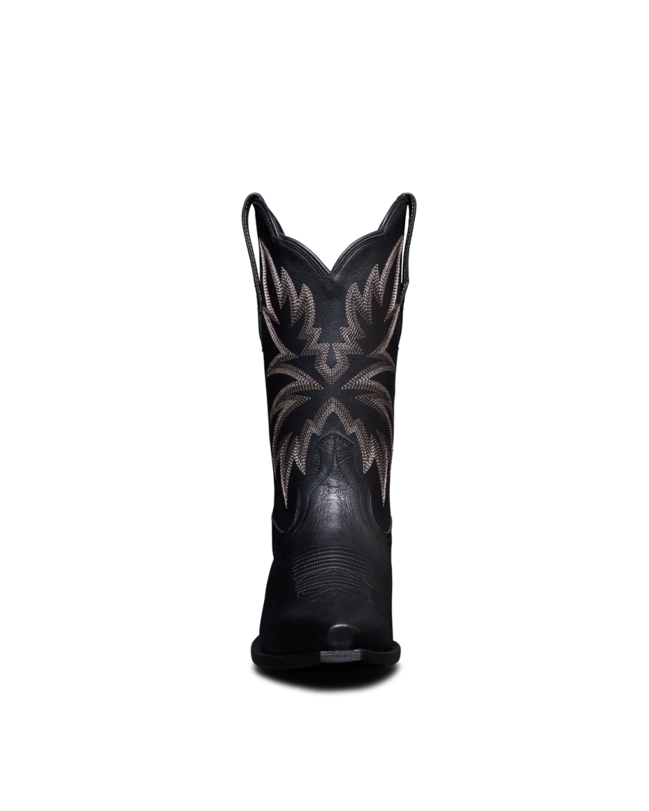 Front view of the sadie boot in the color midnight.