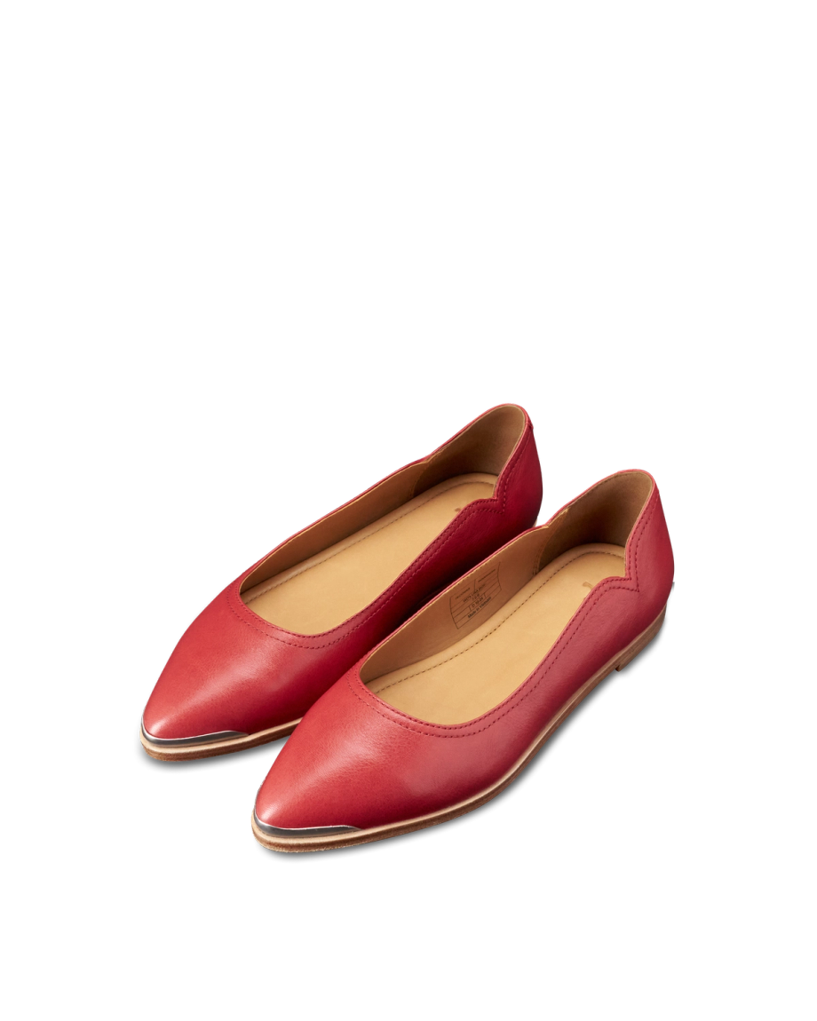 Quarterfront view of The Misty - Crimson Cowhide on plain background