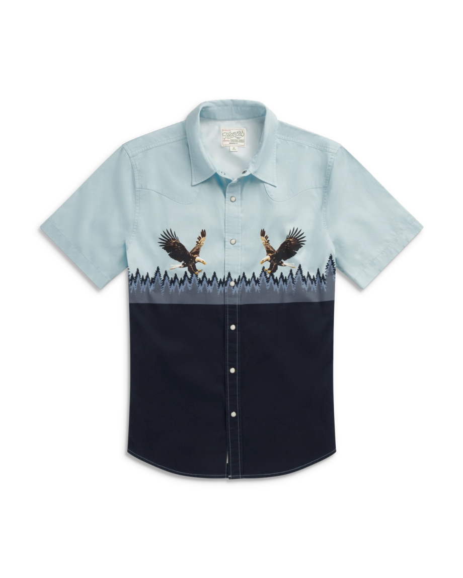 Closeup detail view of Men's Thorn Stopper Short Sleeve Pearl Snap - Aquamarine/Navy