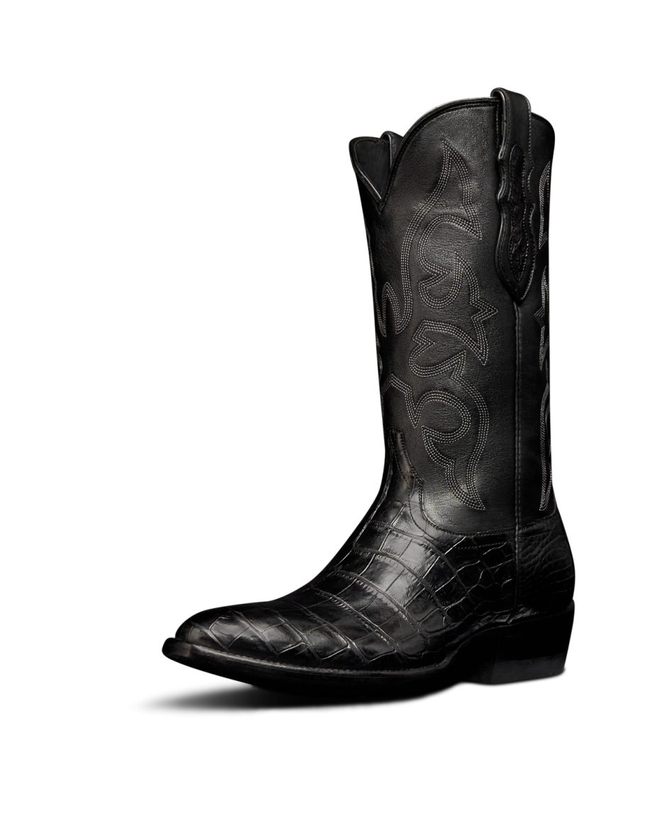 Quarterfront view of The Stallion x Tecovas Boot - Midnight Giant Gator on plain background
