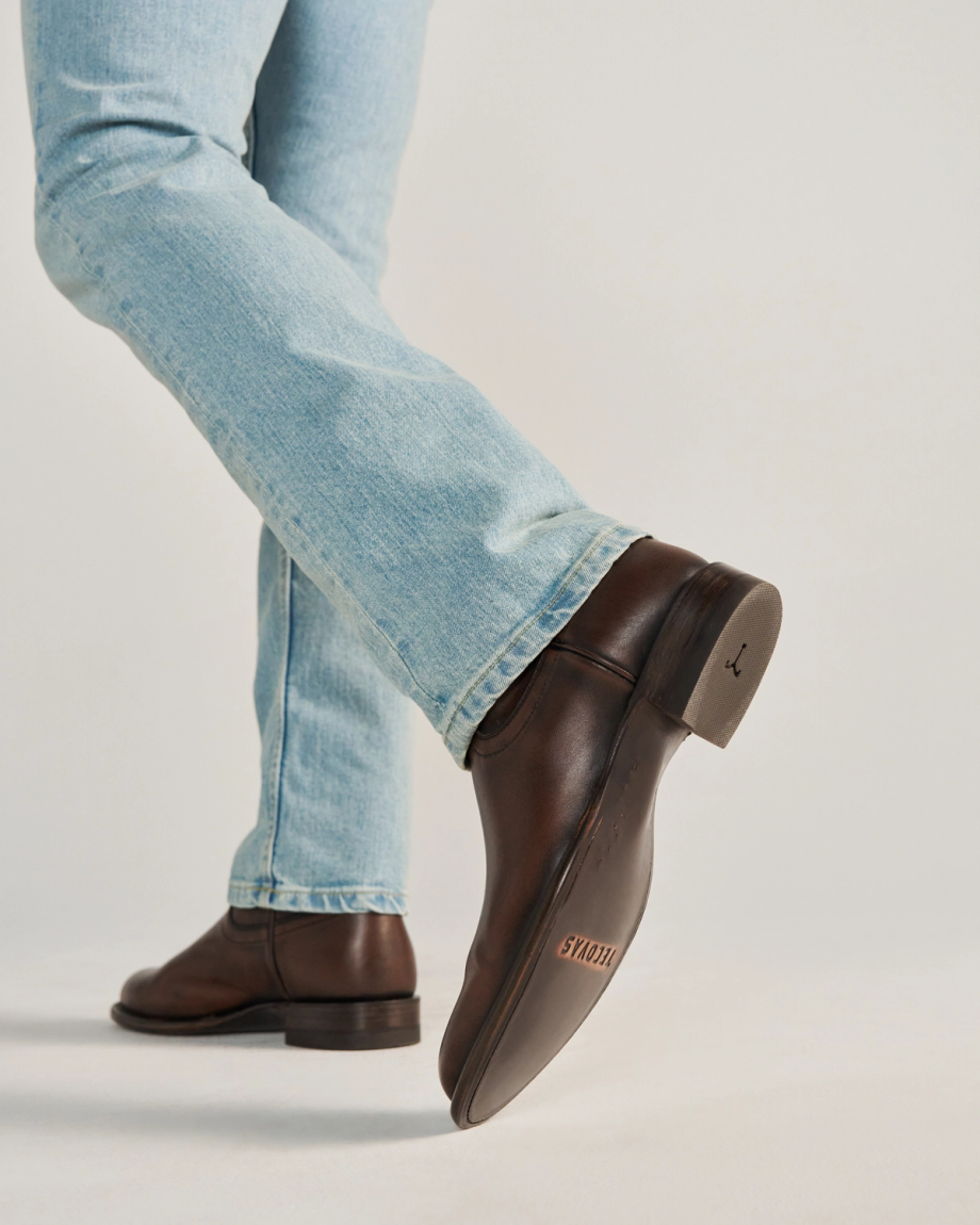 View of The Earl - Iced Tea Cowhide