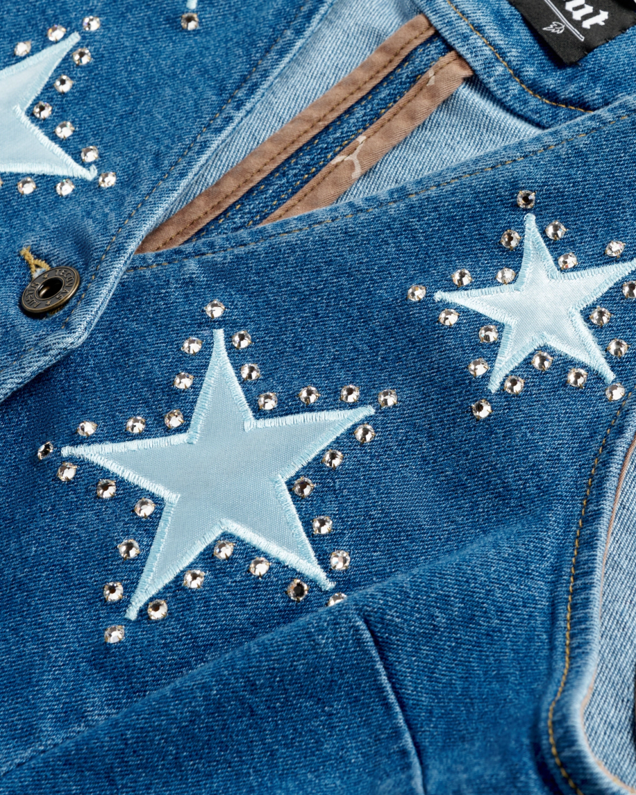Closeup detail view of Tecovas x Cathy Han Women’s Custom Denim Vest - Medium Wash