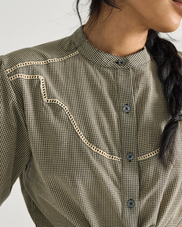 Closeup view of Women's Mini Seersucker Blouse - Black / White