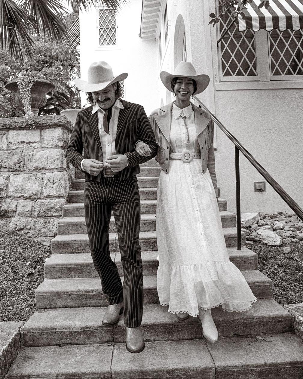 Fall Western Wedding Apparel Style For The Aisle: Western Wedding Attire For The Whole Party Fall Western Wedding Apparel Style For The Aisle: Western Wedding Attire For The Whole Party
