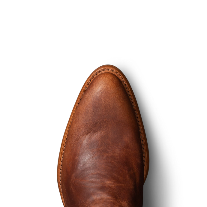 Toe view of The Paige - Scotch on plain background