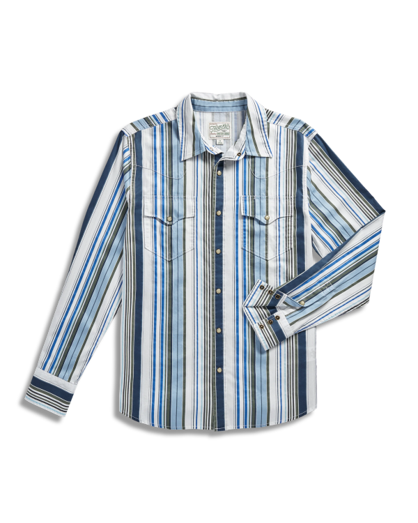 Closeup detail view of Men's Thorn Stopper Pearl Snap LS - Blue Fin / Multi