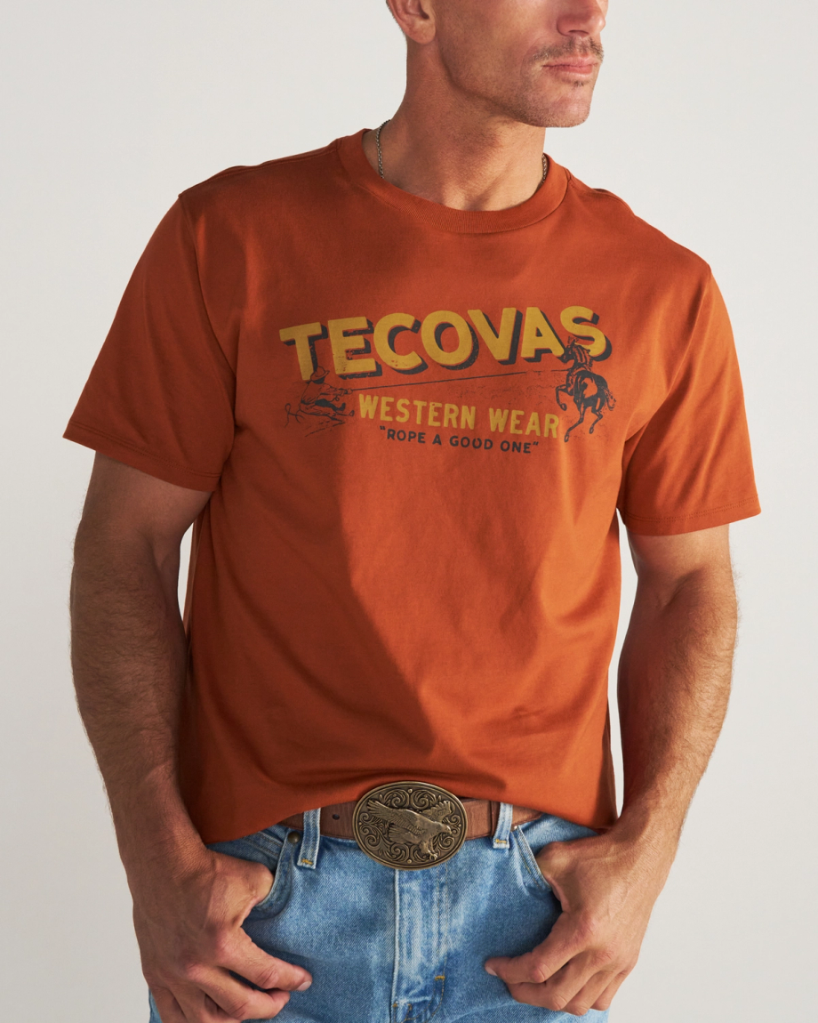 Front view of Men's Rope One Tee SS - Orange Rust on model