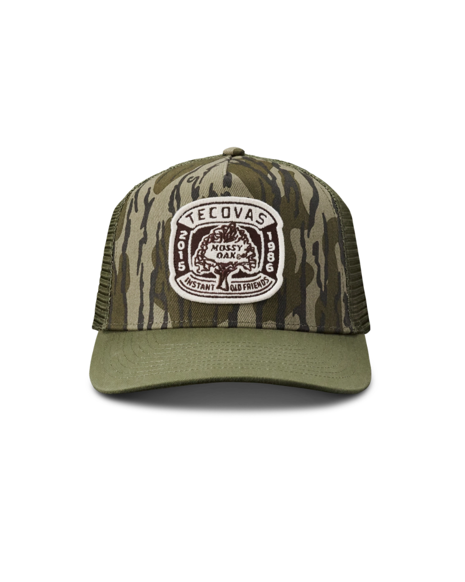 Front view of Tecovas x Mossy Oak Bottomlands Trucker - MO Original Bottomland on plain background