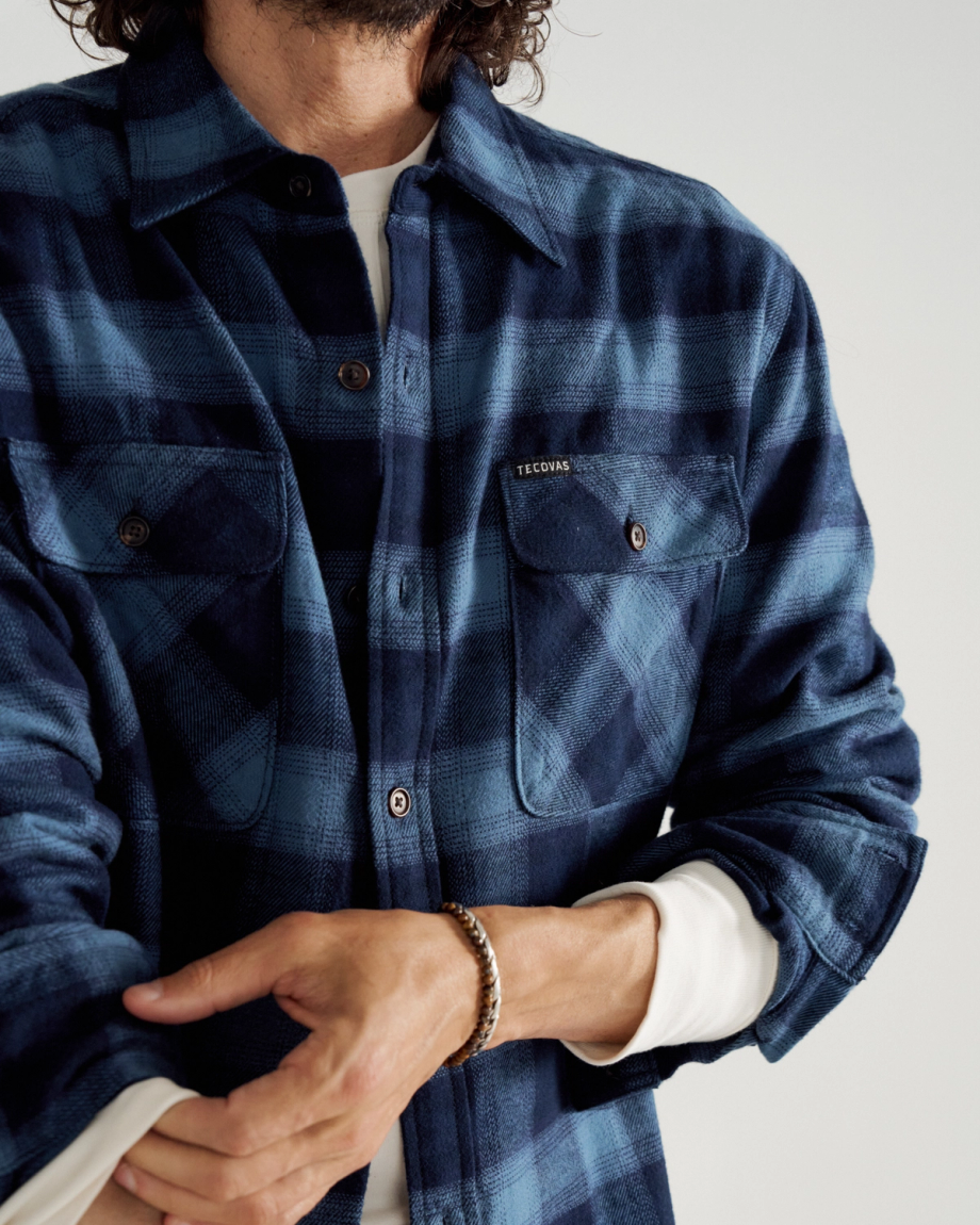 Closeup view of Men's Everyday Flannel LS - Navy / Evening Blue