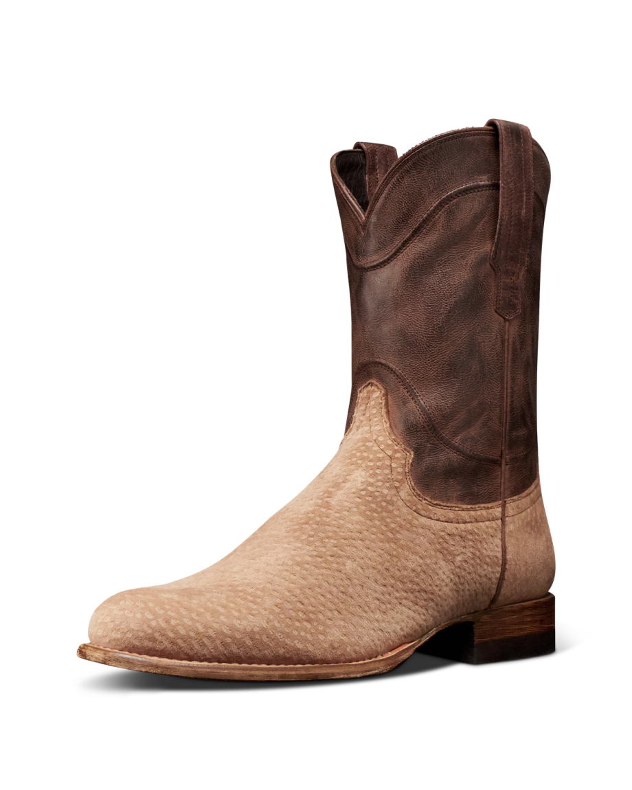 Quarterfront view of The Earl - Sandstone Carpincho on plain background