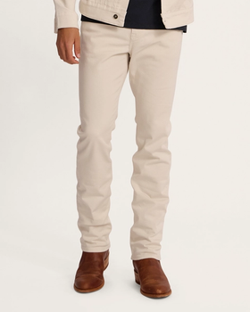 Front view of Men's Everyday Standard Jeans - Natural on model