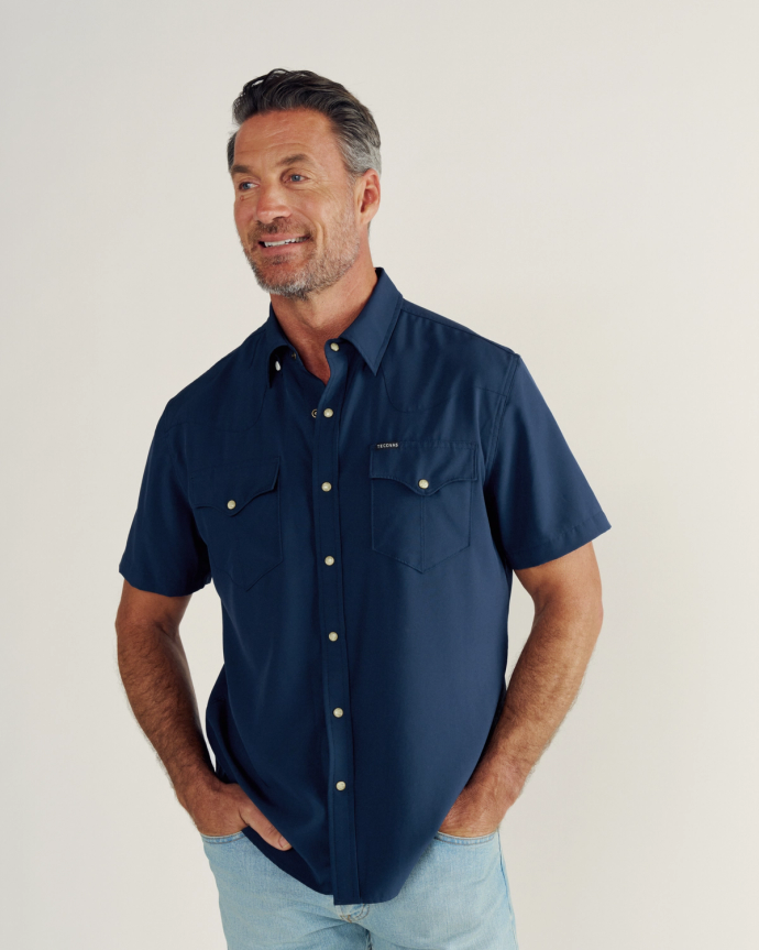 Closeup detail view of Men's Performance Western Pearl Snap SS - Classic Fit - Navy
