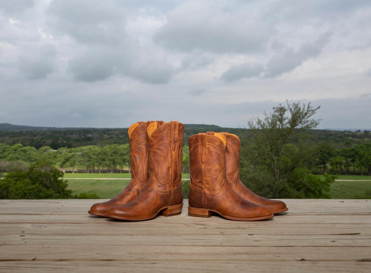 What are Roper Boots? Roper Boots vs. Cowboy Boots | Tecovas