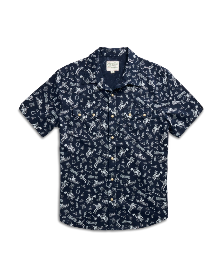 Closeup detail view of Men's Vintage Weight Sawtooth Short Sleeve Pearl Snap - Navy / White