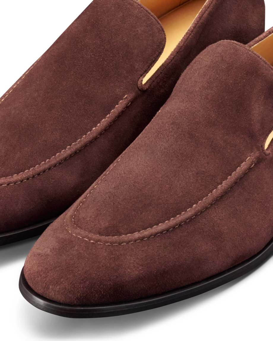 Closeup view of The Bennett - Earth