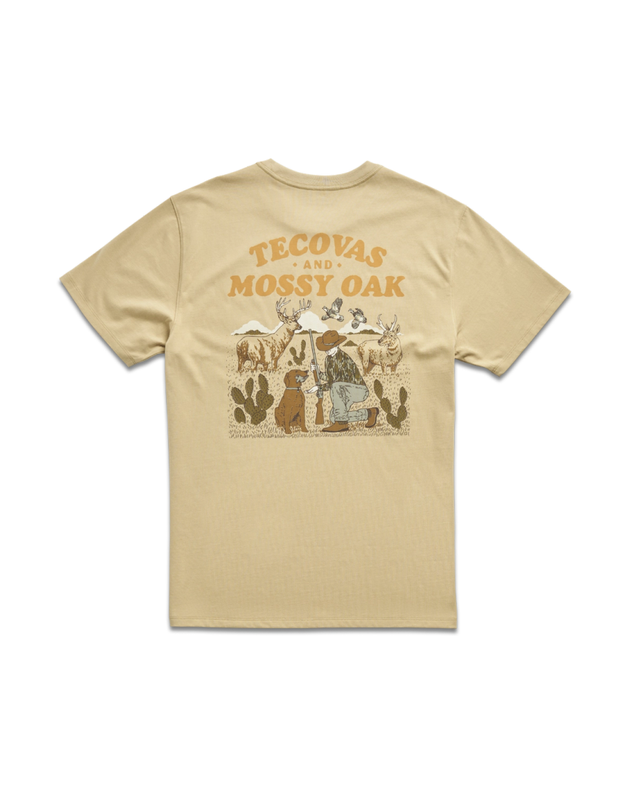 Front view of Men's Tecovas X Mossy Oak Instant Old Friends Tee - MO Original Bottomland on plain background