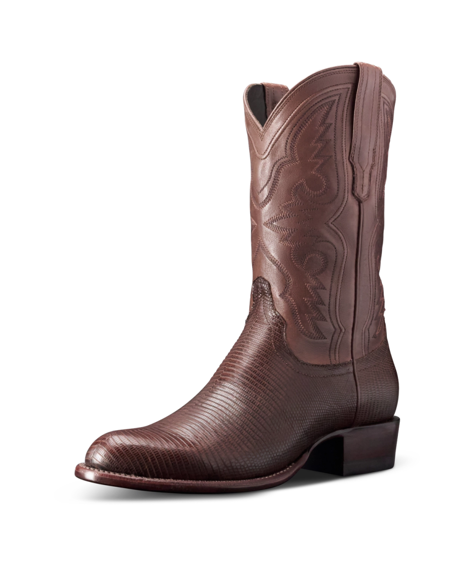 Quarterfront view of The Nolan - Hazelnut Lizard on plain background