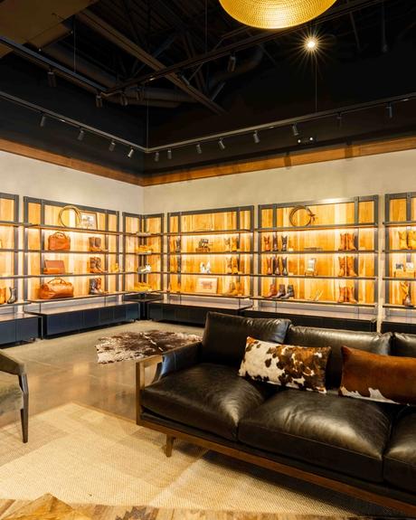 Image of Tecovas Victoria Gardens store.