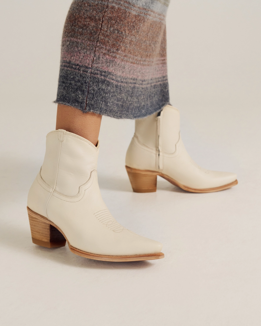 The Daisy Snip Toe Bootie - White cowhide | Tecovas