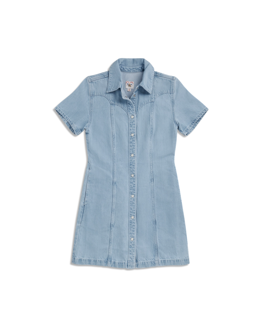 Closeup detail view of Women's Short Sleeve Mini Pearl Snap Dress - Light Wash