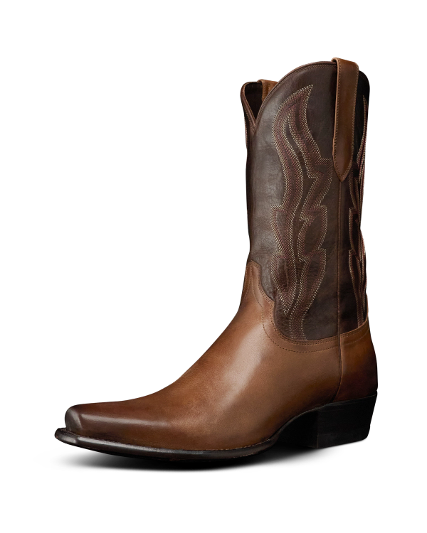 Quarterfront view of The Warren - Vintage Tan Cowhide on plain background